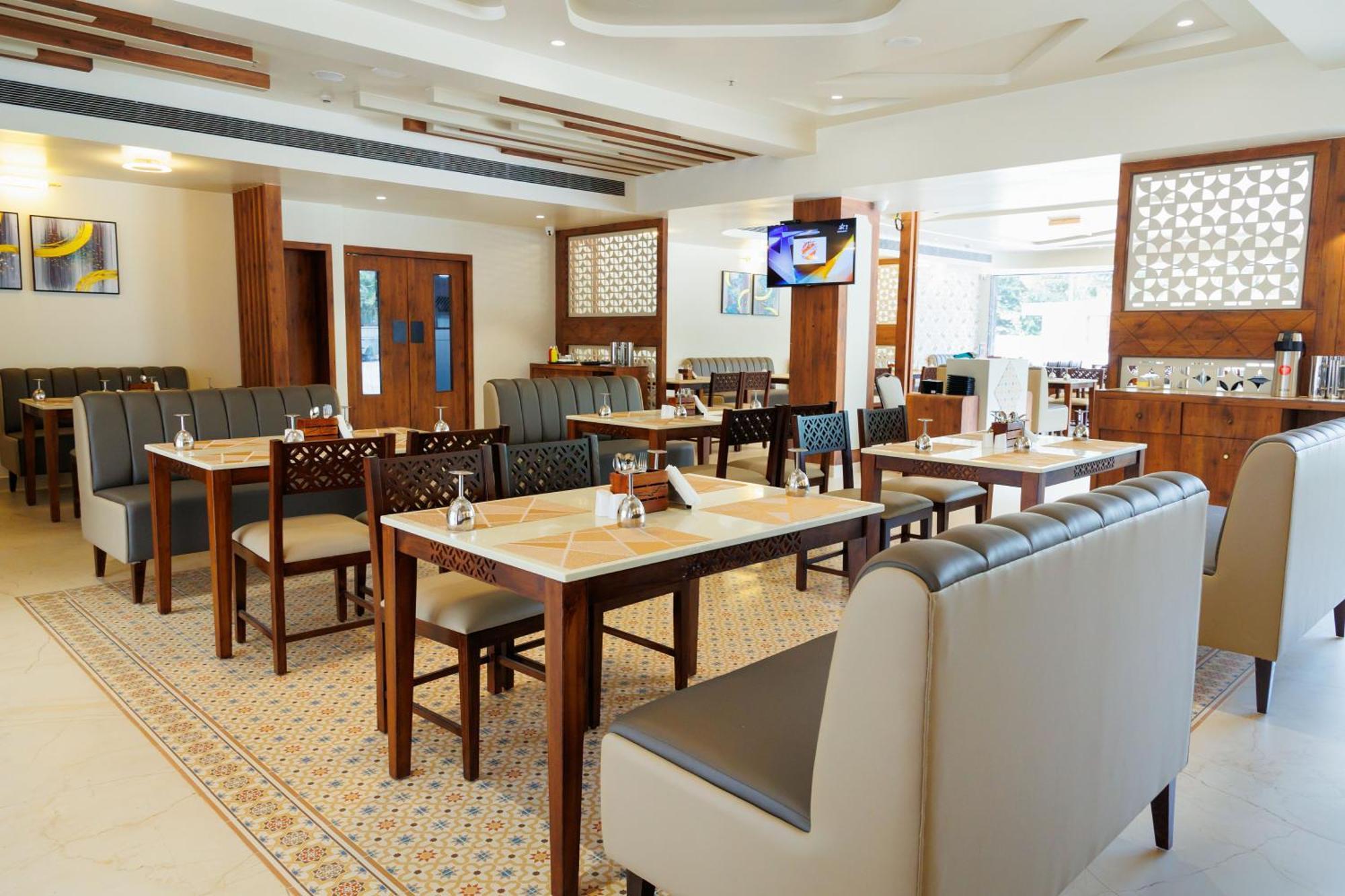 Aj Grand Elite Hotel Mangalore Exterior photo