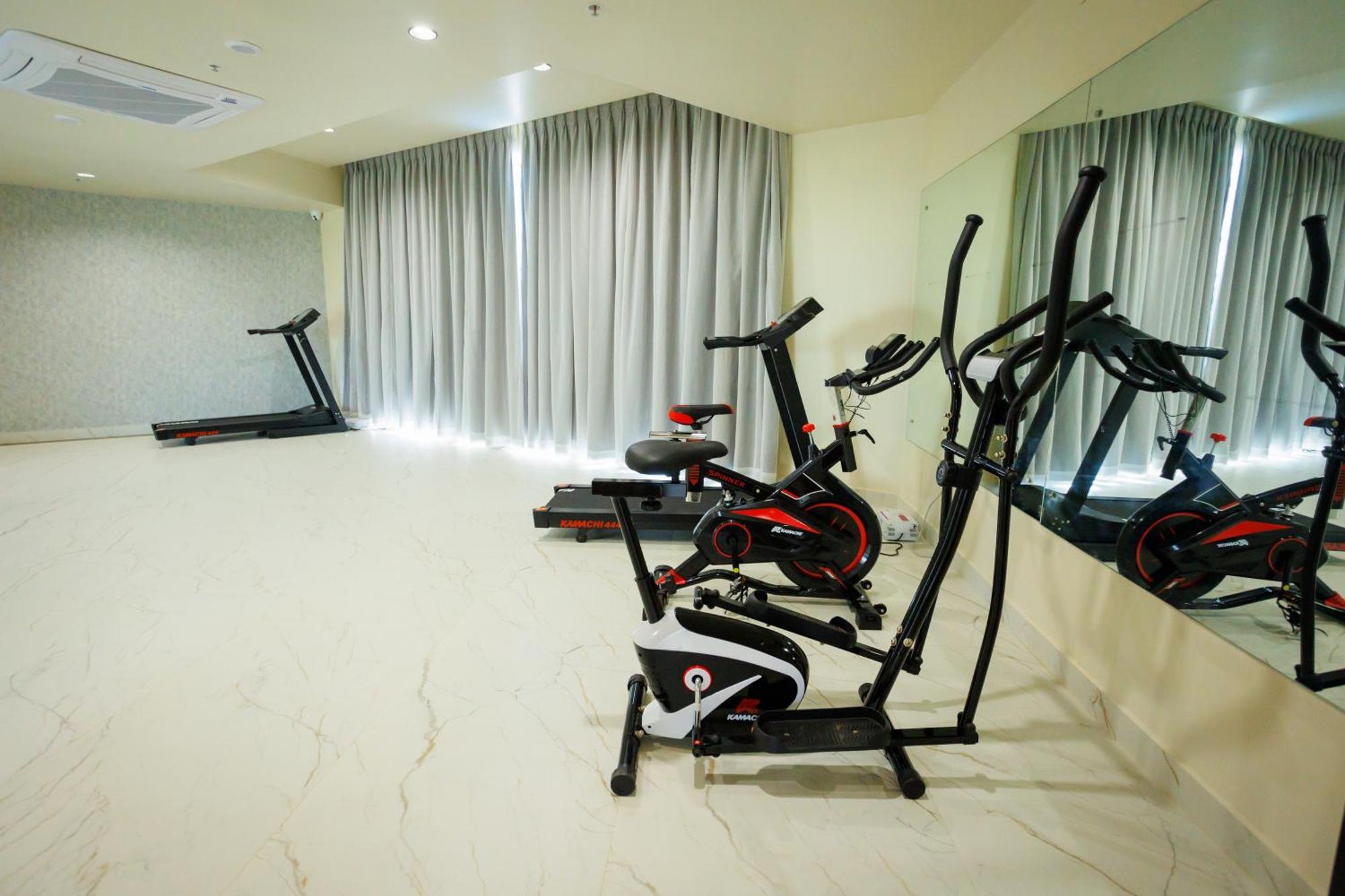 Aj Grand Elite Hotel Mangalore Exterior photo